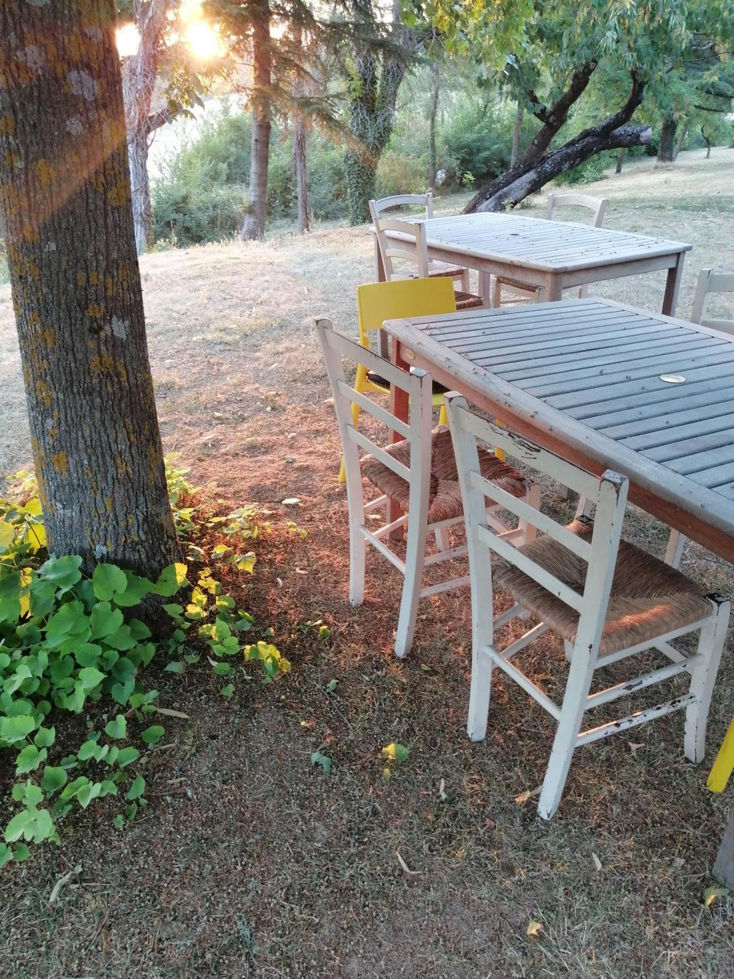 Вилла La Brocca Di Valdichiascio Губбио Номер фото