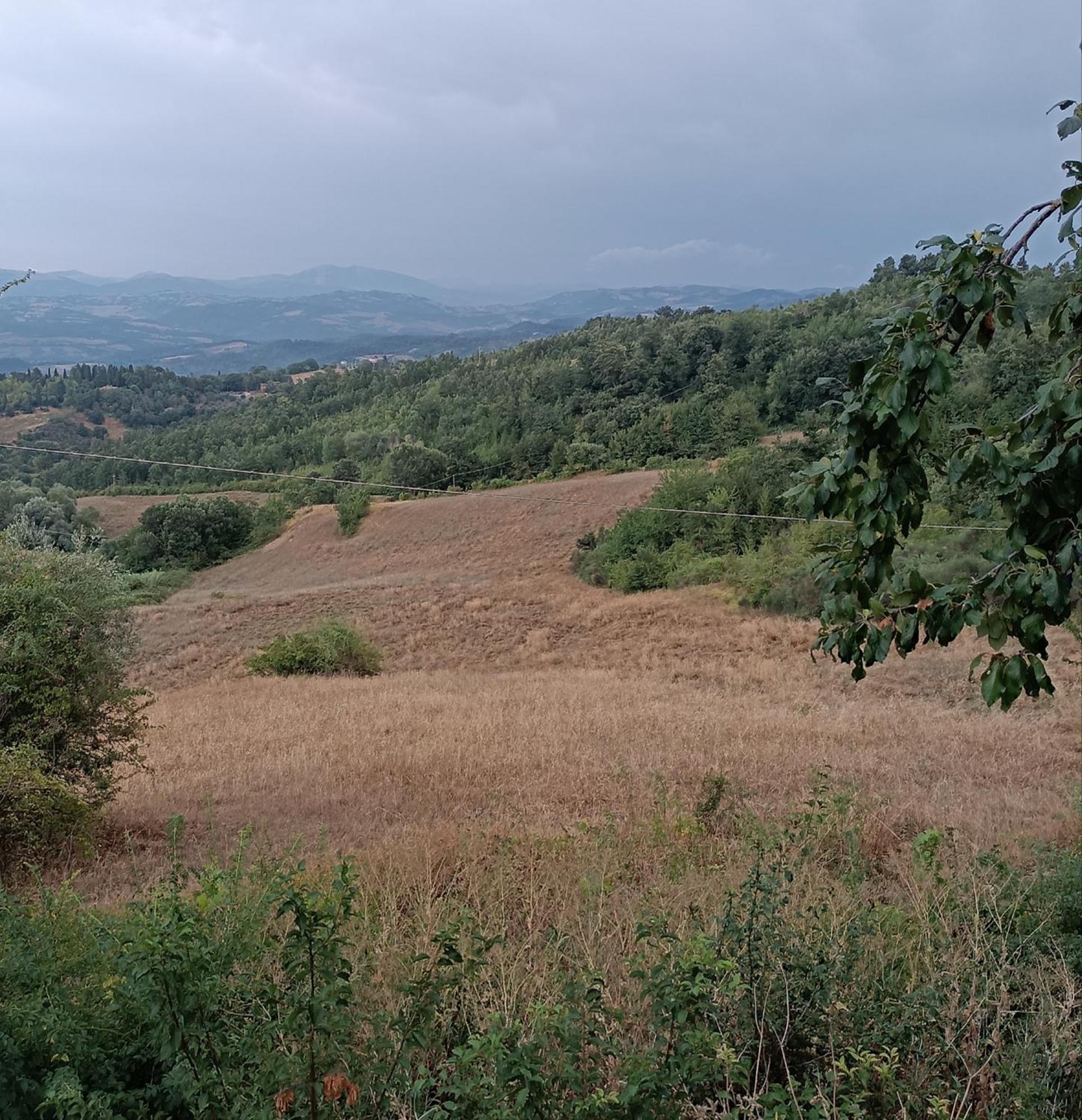 Вилла La Brocca Di Valdichiascio Губбио Экстерьер фото